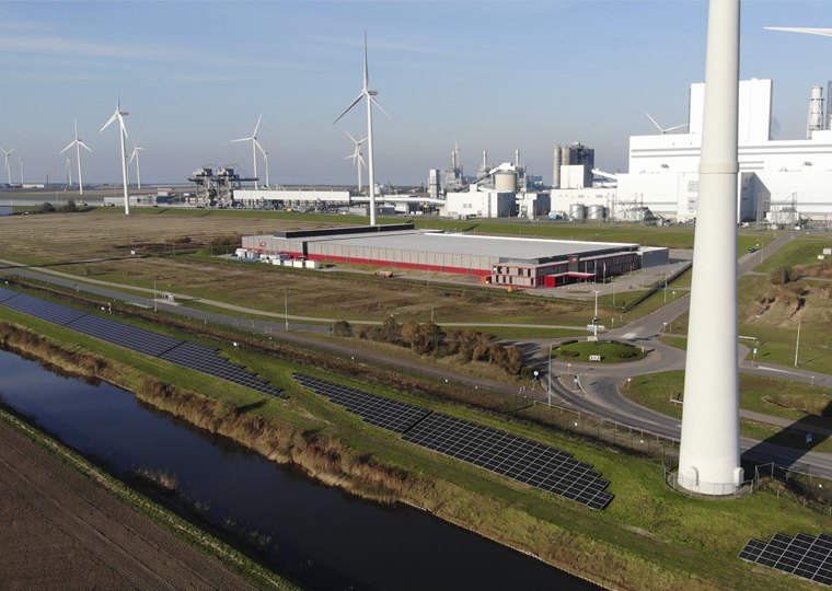 qts-datacenters-eemshaven--exterior-aerial-photo credit-Adam van Noort